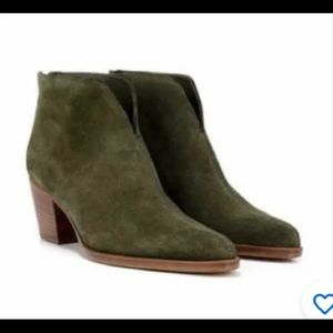 Vince Havana notched bootie 9 militaire green NEW